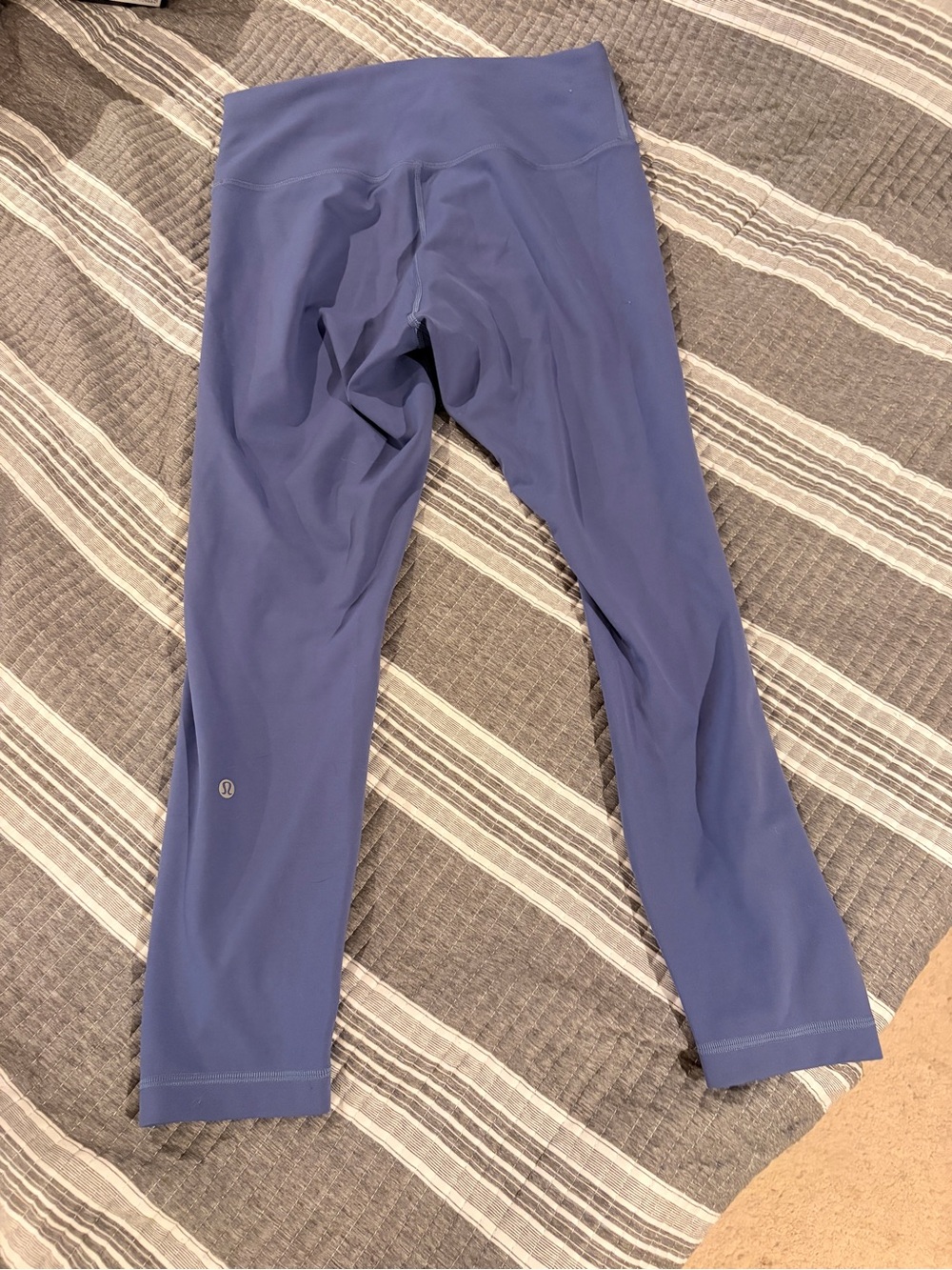 Lululemon Women’s Size 12 Blue Active 25” Leggings - Picture 7 of 8